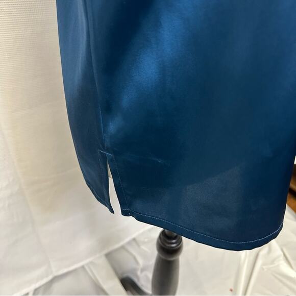 PRICED TO SELL!! Chico’s Blue Sleeveless Satin Top, Size 2, Braided Trim - Picture 6 of 11